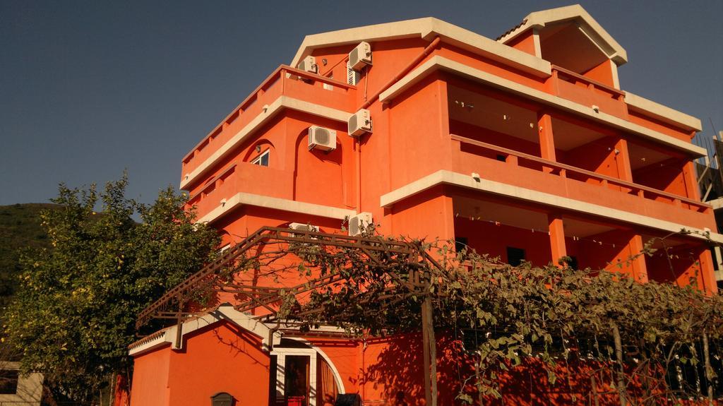 Apartments Holiday Budva Exterior photo